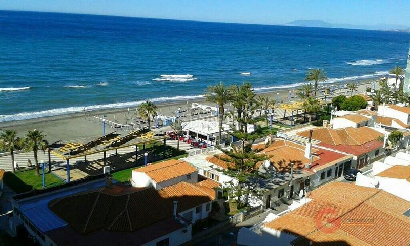Foto 7f4c3043-7802-436a-bf12-9e0c7da67d92. Chalet costachalet en Urbanización Santa Rosa Torrox