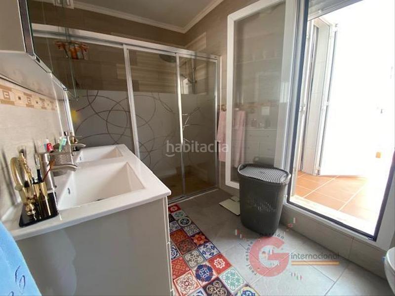 Foto e831fd9c-3890-4e91-8222-fdba36f2091f. Chalet costachalet en Urbanización Santa Rosa Torrox