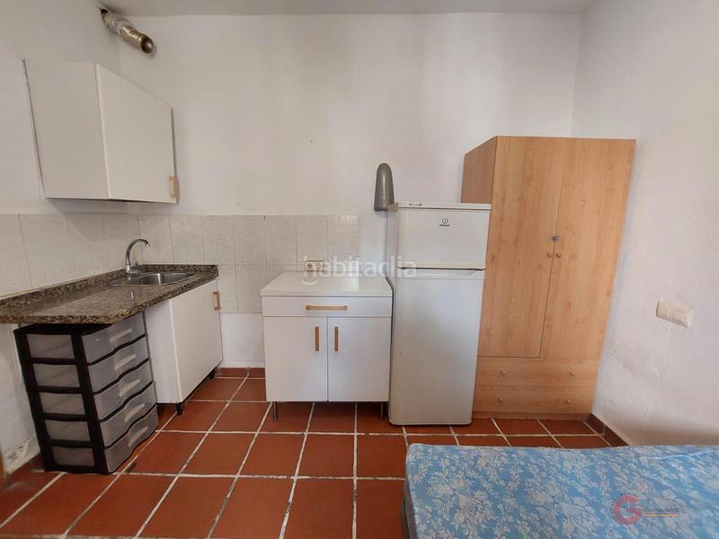 Foto a0561ebf-da71-49c1-ae51-7a8f8e8c3c51. Casa  en Centro Salobreña