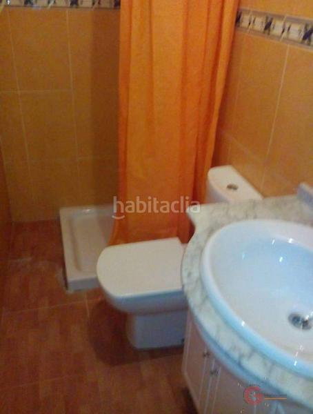 Foto ab27f3fb-e092-400d-94ca-76a68d5bd402. Casa  en Centro Salobreña