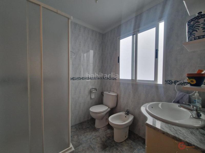 Foto db5298aa-bfc7-4c76-8b57-8301d8ec8037. Casa  en Molvízar