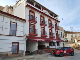 Edifici a Cortes y Graena. Cortes y graenahotel
