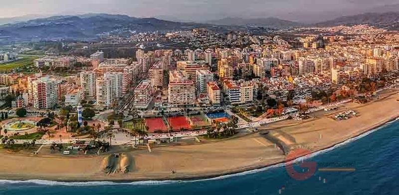 Foto 45a41b21-b177-4979-98d2-89d207a40443. Chalet with parking pool in Viña Málaga Torre del Mar