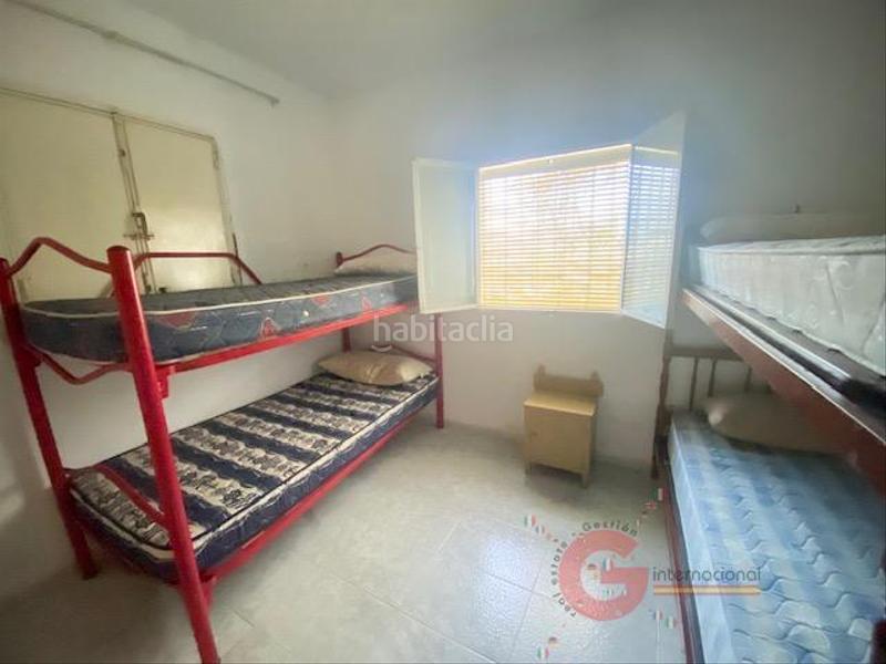 Foto dc41215c-abba-4147-856d-b7c7db617226. Chalet with parking pool in Viña Málaga Torre del Mar