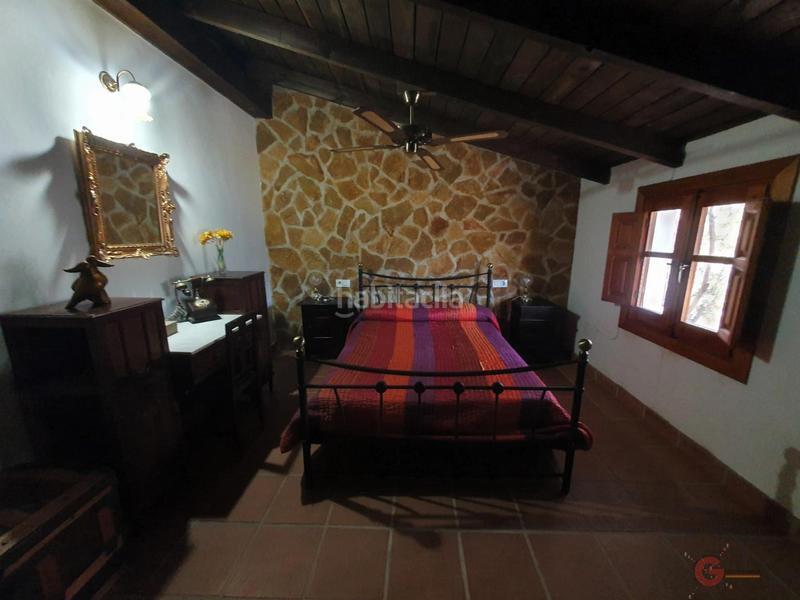 Foto a00776a2-5789-4516-8f5a-837703404bf0. Masía finca rustica en Vélez de Benaudalla