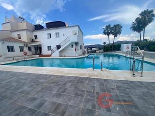 Apartment in Avda Pescia - Ctra de Frigiliana. Nerjaapartamento