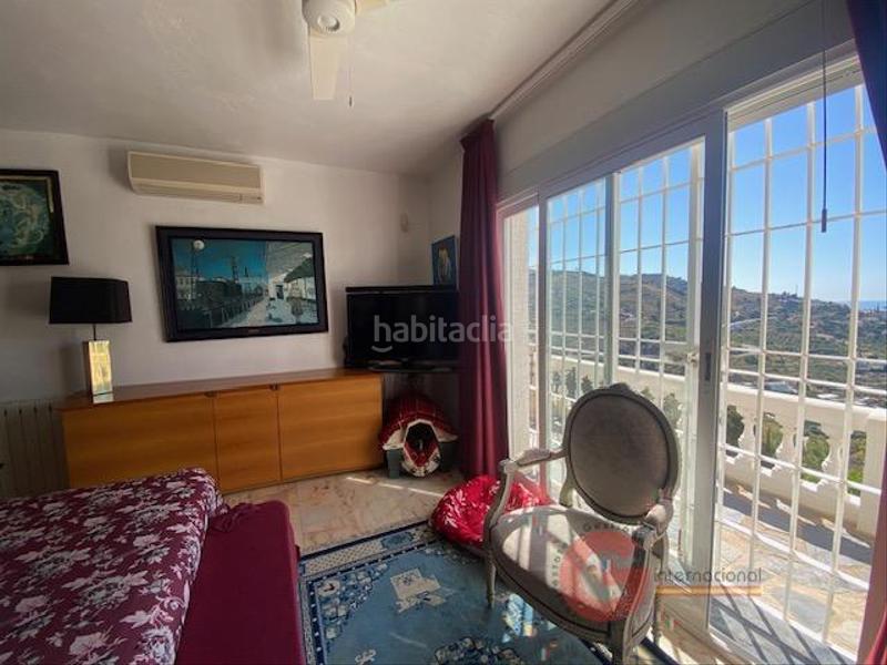 Foto f4d18c99-2d63-4ece-b7e9-1bf1f8dd9616. Chalet  en Velilla - Velilla Taramay Almuñécar