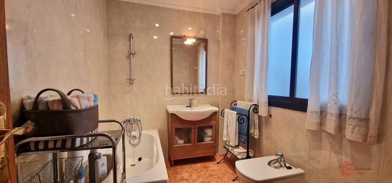 Foto 33b01d0f-882f-4ce2-a368-8d34ee532c7f. Casa  en Motril ciudad Motril