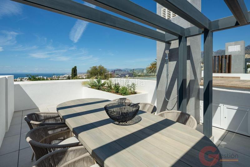 Foto 93d88798-5677-43ae-b243-162293ed8e86. Chalet villa en Río Real Marbella