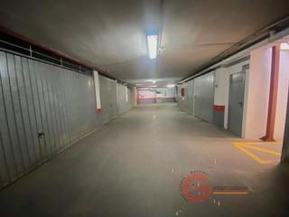 Aparcament cotxe a Almuñecar centro. Almuñécargaraje