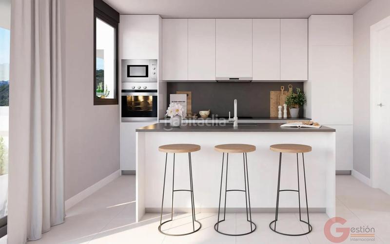 Foto c4eb1fa9-3ee9-4eca-8c37-dc37de429b2d. Pis amb aparcament piscina a Casares golf - Casares del sol Casares