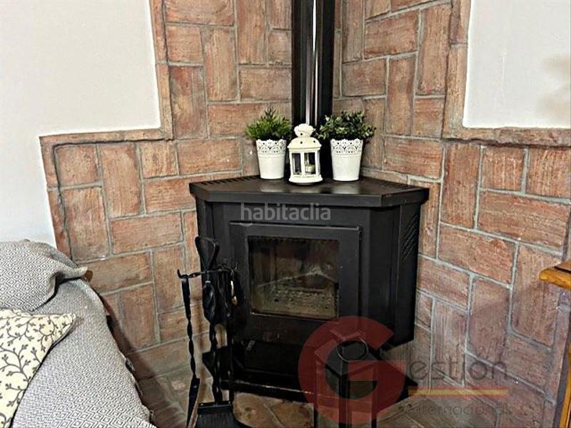 Foto 2492e65d-4b4b-465b-a8e5-2724deeadb00. Xalet amb aparcament piscina a Frigiliana