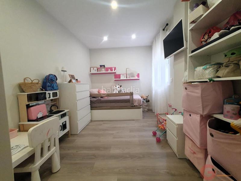 Foto f7fc7dee-ef58-4ee8-a5da-af7a80c72499. Pis a Motril ciudad Motril