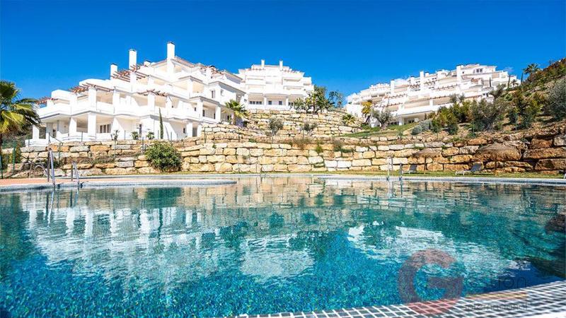 Foto 76d9f4a5-7aa0-41be-b440-00cf3af1c626. Appartement mit parking pool in Aloha Marbella