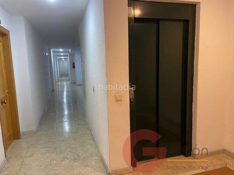 Foto 5d98fdb7-4c00-403f-8d11-c71220120a34. Flat with parking in La Herradura Almuñécar