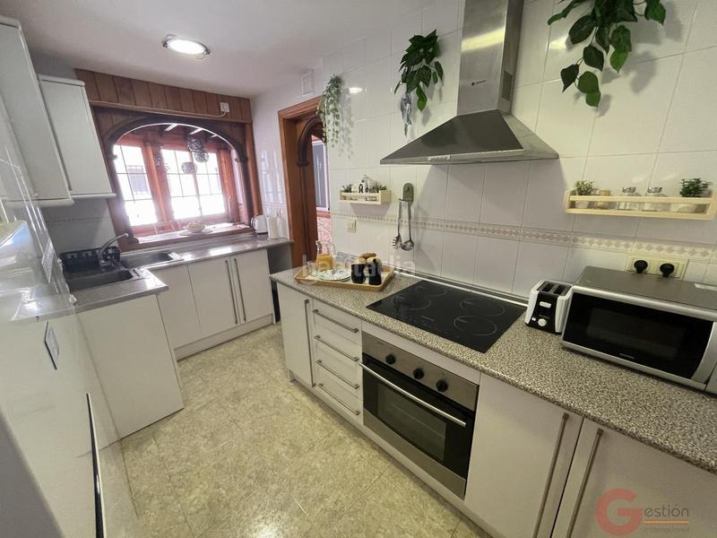 Foto 9cea6214-6a64-4ef2-ab38-2a16dda8d749. Flat with parking in La Herradura Almuñécar