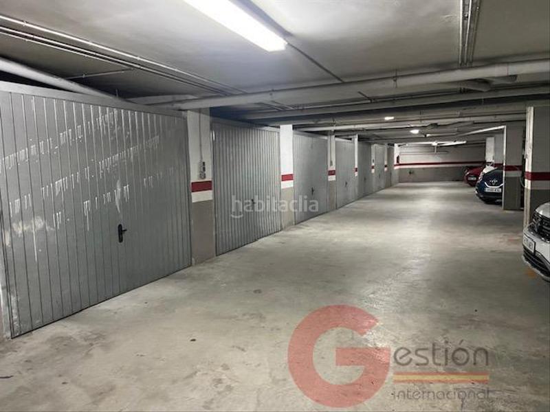 Foto cdbb6292-efe3-4d9c-a2dc-00bc9914adb8. Flat with parking in La Herradura Almuñécar