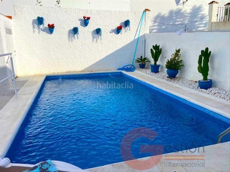 Foto 0fe13e4e-f1b1-46ea-9de1-4eae290ee83d. Chalet with parking pool in La Herradura Almuñécar