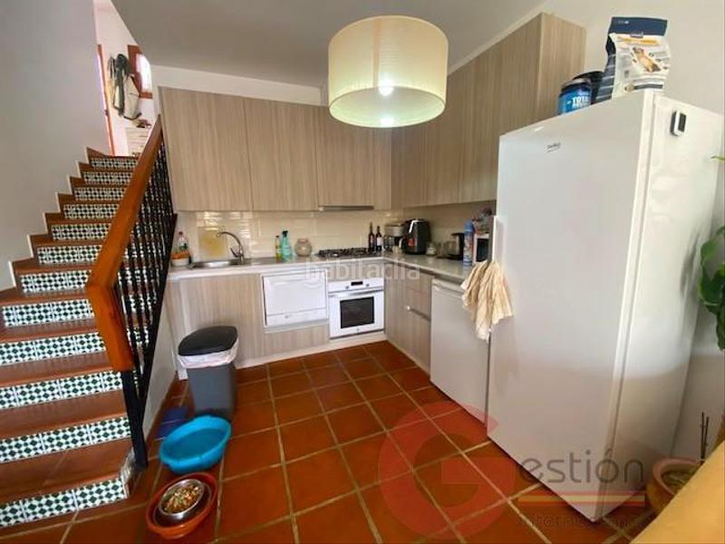 Foto f1bf3042-6946-46cd-af61-3babacfcb7dd. Chalet with parking pool in La Herradura Almuñécar