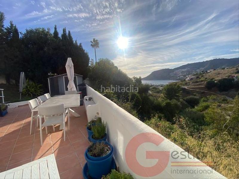 Foto f394c583-3678-4b67-a74b-17298ec01c02. Chalet with parking pool in La Herradura Almuñécar