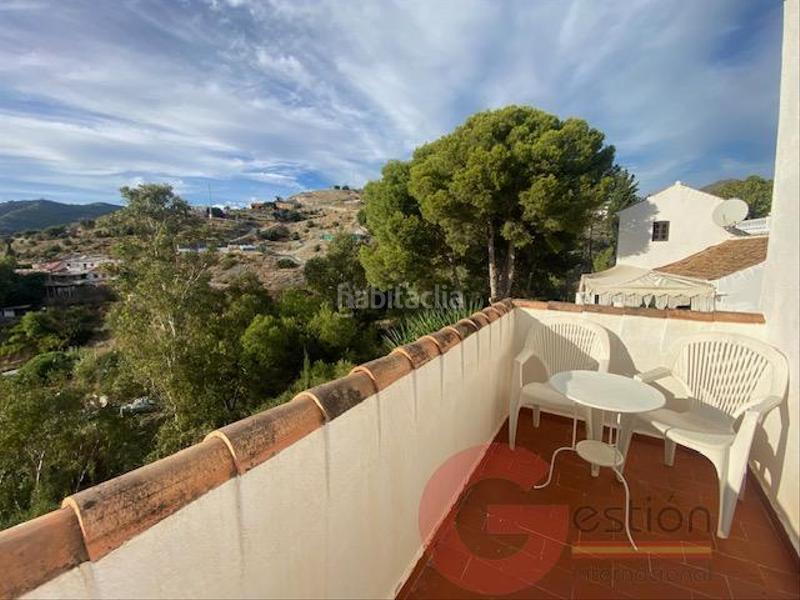 Foto fa650d6f-c88c-4f75-9324-63682e46376c. Chalet with parking pool in La Herradura Almuñécar