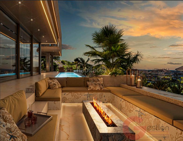 Foto cecfcfee-2463-4999-bbe8-c62ef124e7b2. Chalet mit parking in Los Naranjos Marbella