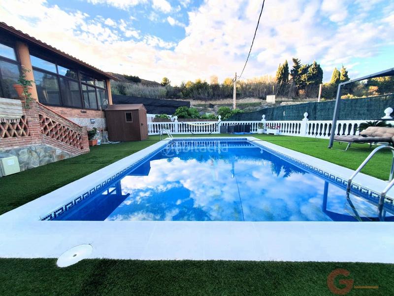 Foto 6f1baa13-5fe2-463b-8865-a0f47a45bc1c. Chalet con piscina in Los Tablones - La Garnatilla Motril