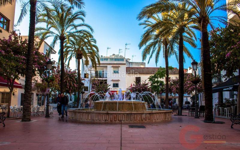 Foto 1c80edd5-38fd-4cd4-87c9-13768a19d528. Chalet con parcheggio piscina in Centro Estepona