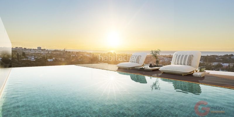 Foto ce5e9e0d-9795-4c1f-b417-d22ccb35c883. Àtic amb aparcament piscina a los arqueros - puerto del almendro Benahavís
