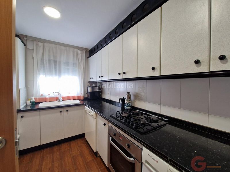 Foto 480398bf-159c-42d1-b73a-c3d569aff2e6. Casa amb piscina a Salobreña costa Salobreña