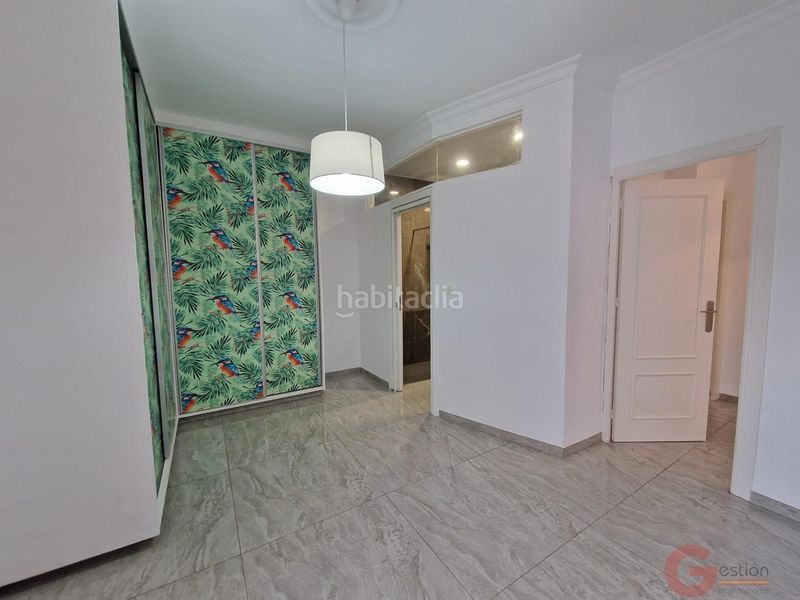 Foto 41a397f0-8516-4c2e-9608-156d6fc94cd7. Casa amb calefacció a Centro Salobreña