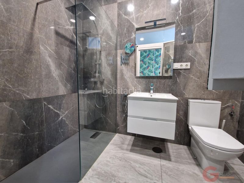 Foto a60ea7c0-8eec-4daf-90fa-d1eb0770e0e7. Casa amb calefacció a Centro Salobreña