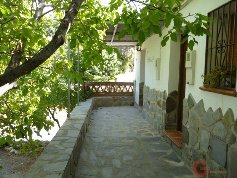 Foto 1cadd1d1-1eff-4750-ad51-c91fe09dbfd7. Xalet a Otívar