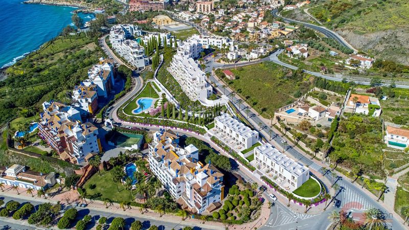 Foto 65780b88-47c4-4a24-a779-97afc9d2113b. Apartament amb calefacció aparcament piscina a Velilla - Velilla Taramay Almuñécar