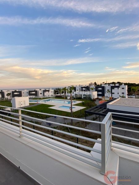Foto d5c237b9-d1f4-4abc-963a-3ad164a895c9. Pis amb aparcament piscina a Valle Romano Golf Estepona