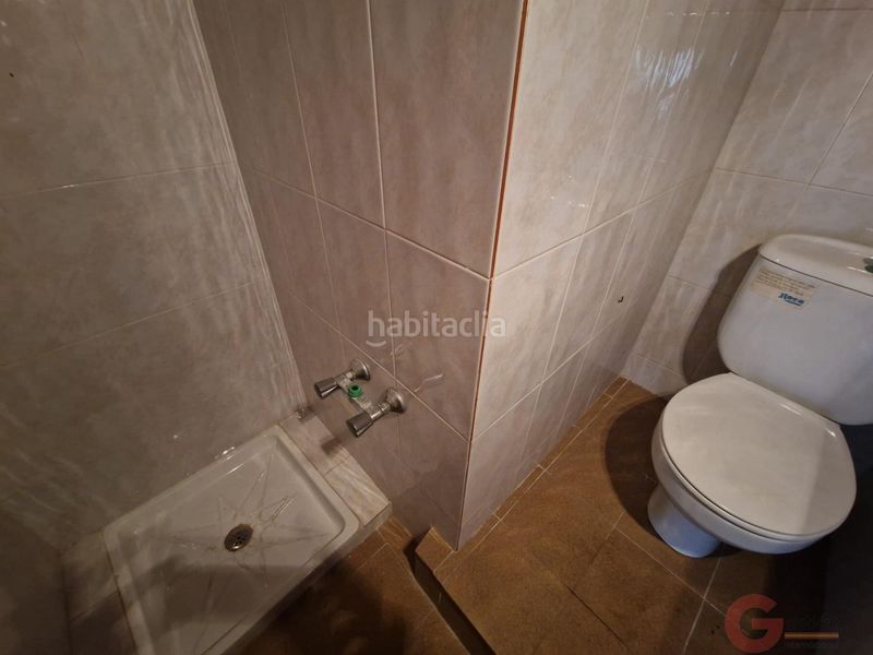 Foto 5fe57660-40c1-40b3-bca4-e07058353514. Casa a Ítrabo