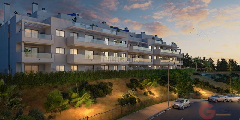 Foto d5b6b681-8946-4f9e-90aa-aa55b5a23ce5. Apartament amb aparcament piscina a El Faro de Calaburra - Chaparral Mijas