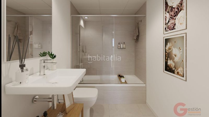 Foto f6976831-0774-4cab-8838-183b189705bd. Apartament amb aparcament piscina a El Faro de Calaburra - Chaparral Mijas