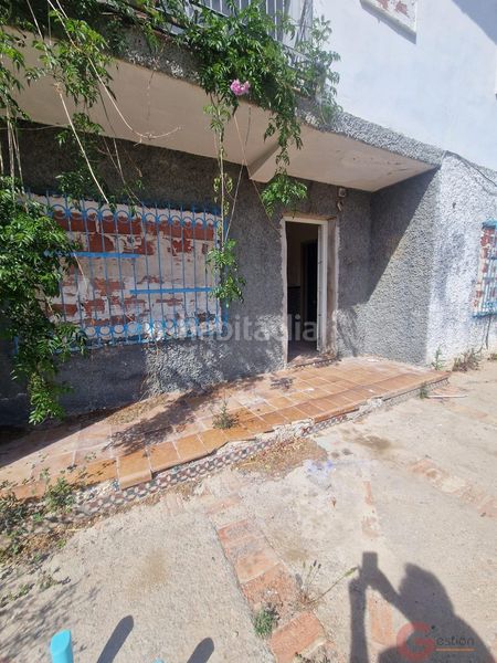 Foto 5852db89-6d35-452c-b0c7-c6c0b61c8b00. Casa a Ítrabo