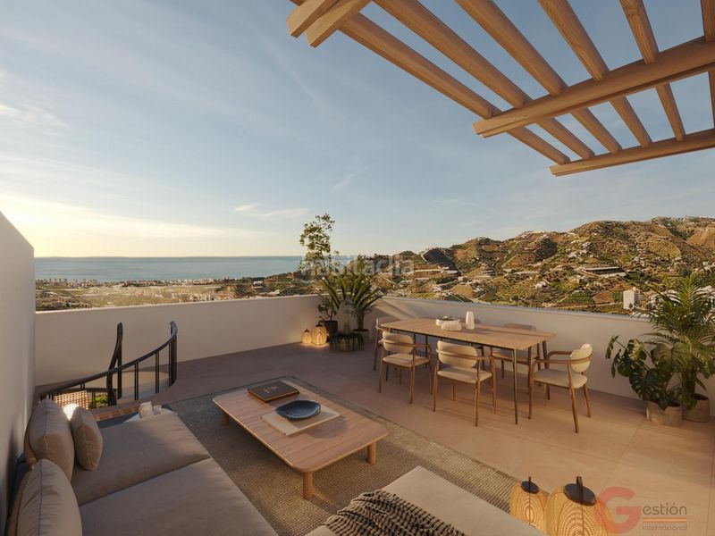 Foto 3931e50f-849f-4fbd-b056-d41bcdbd0a96. Àtic amb aparcament piscina a Torrox pueblo Torrox