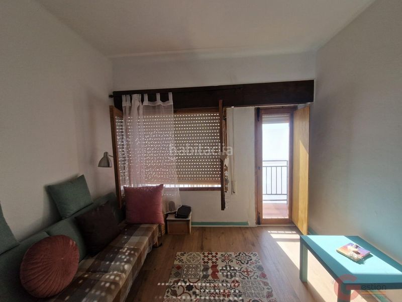 Foto 40649090-9d0d-4681-8063-57b7fb56159a. Casa a Centro Salobreña