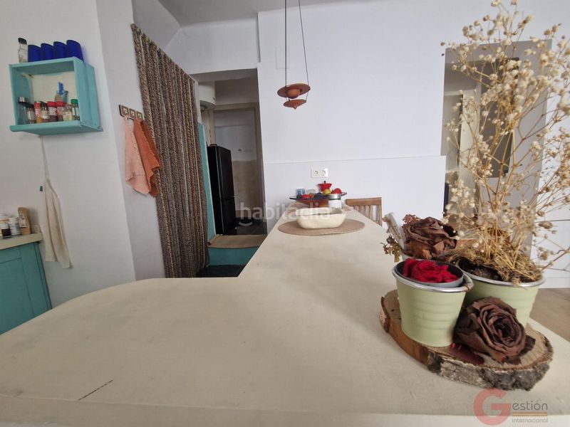 Foto bc7b0fe6-d147-49e3-b67a-cd2f274b7328. Casa a Centro Salobreña