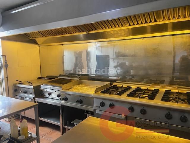 Foto 065dff4b-7ebb-4fa4-8d1b-b8e1f7b891f0. Edificio  en Otívar