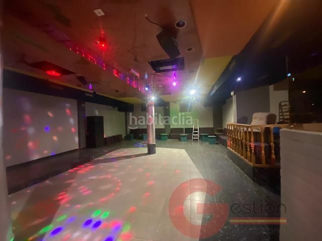 Foto 2fb1ddf8-9d5c-4355-9fe5-498280e4a032. Edificio  en Otívar