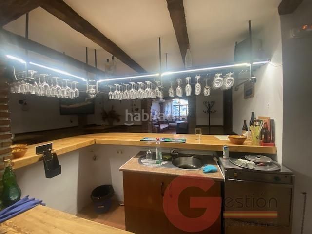 Foto cf11596f-1ac9-4650-b28d-804ff549cde2. Edificio  en Otívar