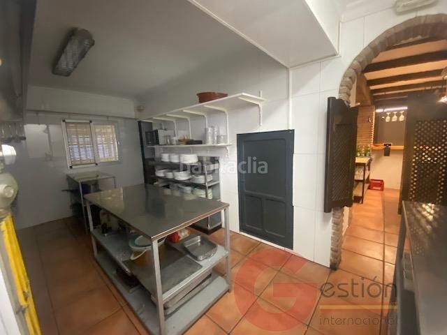 Foto e2e4e379-5502-4de8-bdcd-14833b2d49d6. Edificio  en Otívar