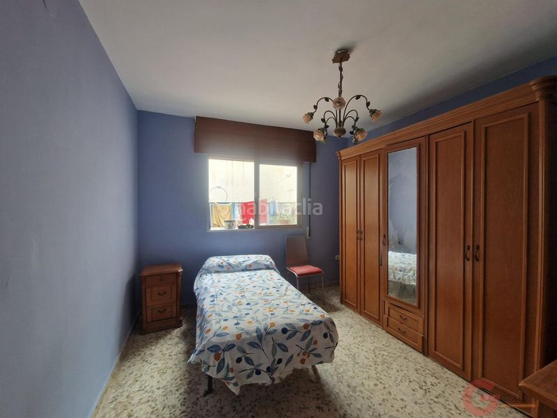 Foto 078bef71-6a30-4545-a51f-85e8fe280d29. Casa amb aparcament a Motril ciudad Motril