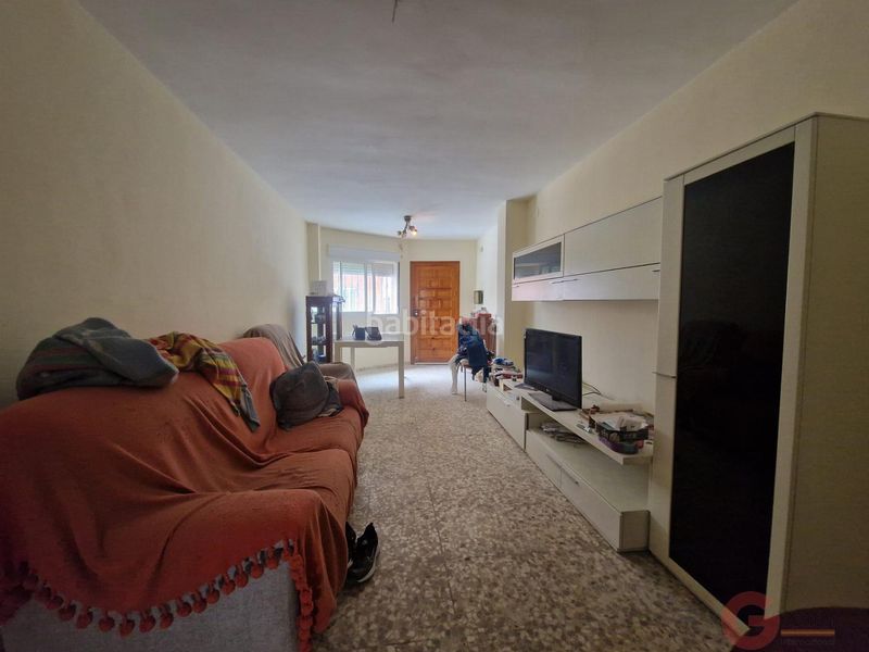 Foto c99ea026-2c28-4676-ac21-746db93e9cfc. Casa amb aparcament a Motril ciudad Motril