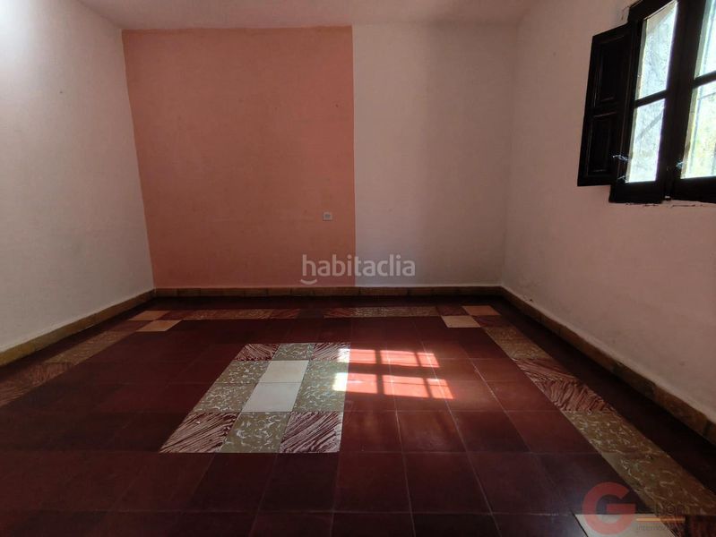 Foto e957e481-3573-4201-a70d-06837cf70631. Casa a Vélez de Benaudalla