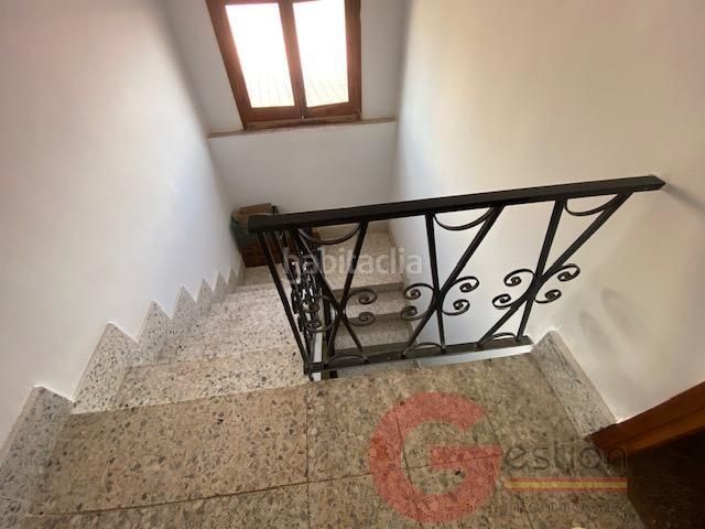 Foto b9a6d8c5-5ee1-4221-a807-55b685019d56. Edificio  en Almuñecar centro Almuñécar